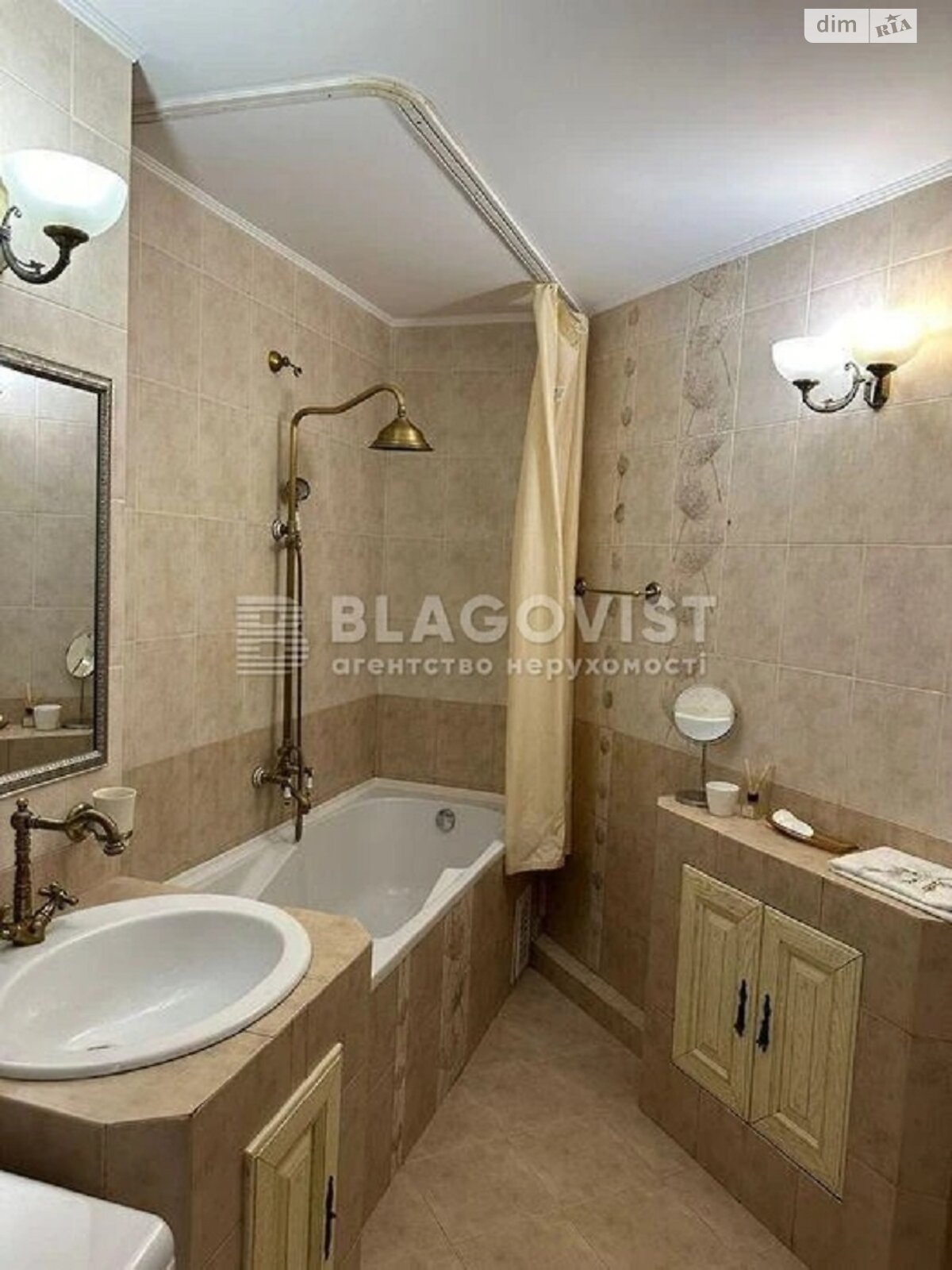 Продажа трехкомнатной квартиры в Киеве, на ул. Смелянская 15, район Чоколовка фото 1 Продажа трехкомнатной квартиры в Киеве, на ул. Смелянская 15, район Чоколовка фото 1
