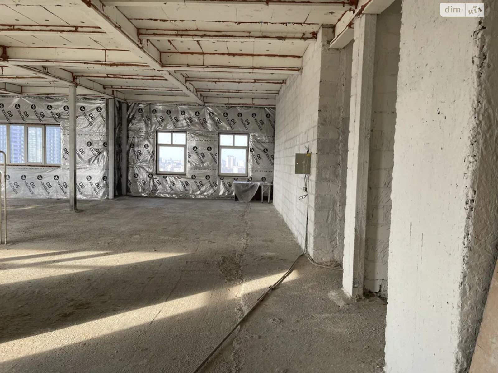 Продажа двухкомнатной квартиры в Киеве, на ул. Святослава Храброго 7, район Чоколовка фото 1 Продажа двухкомнатной квартиры в Киеве, на ул. Святослава Храброго 7, район Чоколовка фото 1