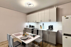 Продажа двухкомнатной квартиры в Киеве, на ул. Святослава Храброго 11Б, район Чоколовка фото 2