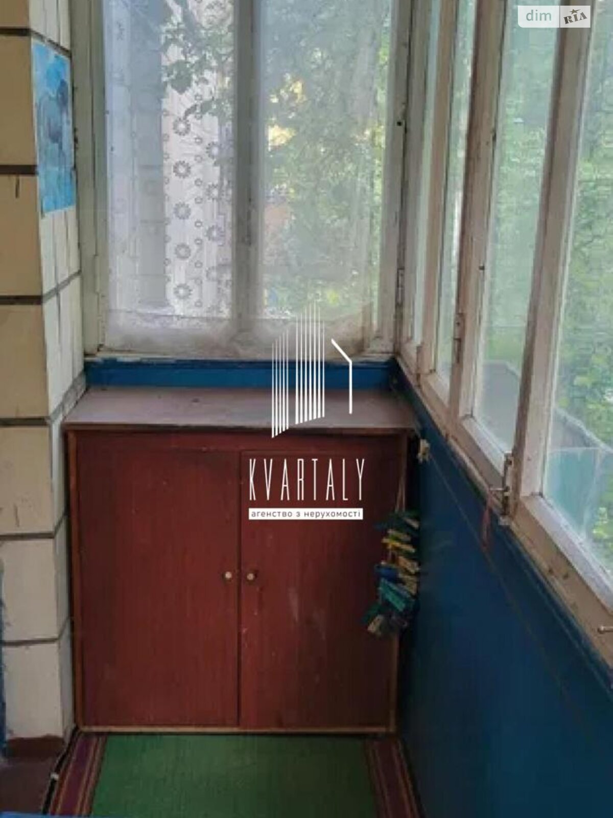Продаж трикімнатної квартири в Києві, на вул. Ушинського 27, район Чоколівка фото 1 Продаж трикімнатної квартири в Києві, на вул. Ушинського 27, район Чоколівка фото 1
