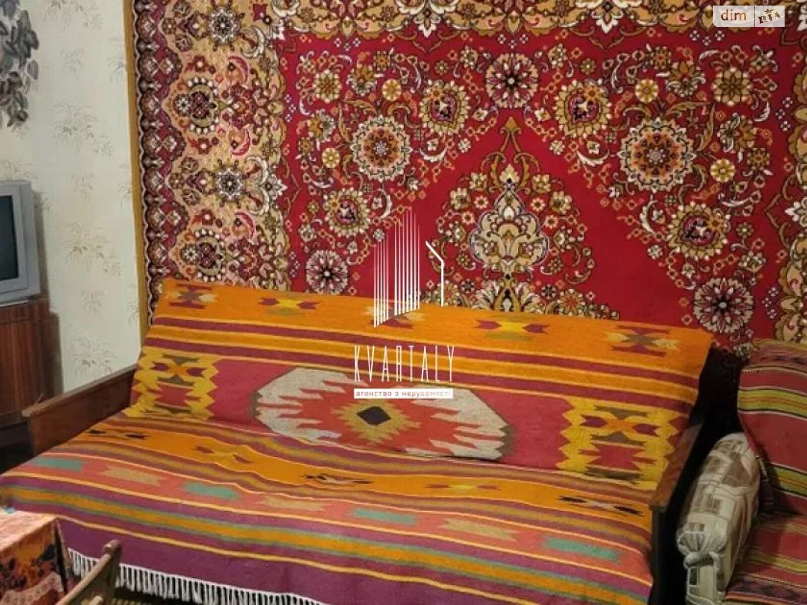 Продаж трикімнатної квартири в Києві, на вул. Ушинського 27, район Чоколівка фото 1 Продаж трикімнатної квартири в Києві, на вул. Ушинського 27, район Чоколівка фото 1