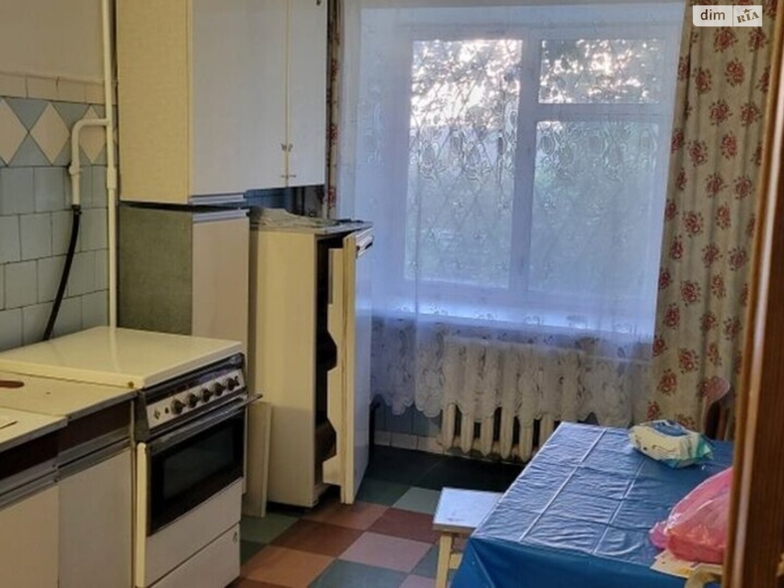 Продаж трикімнатної квартири в Києві, на вул. Ушинського 27, район Чоколівка фото 1