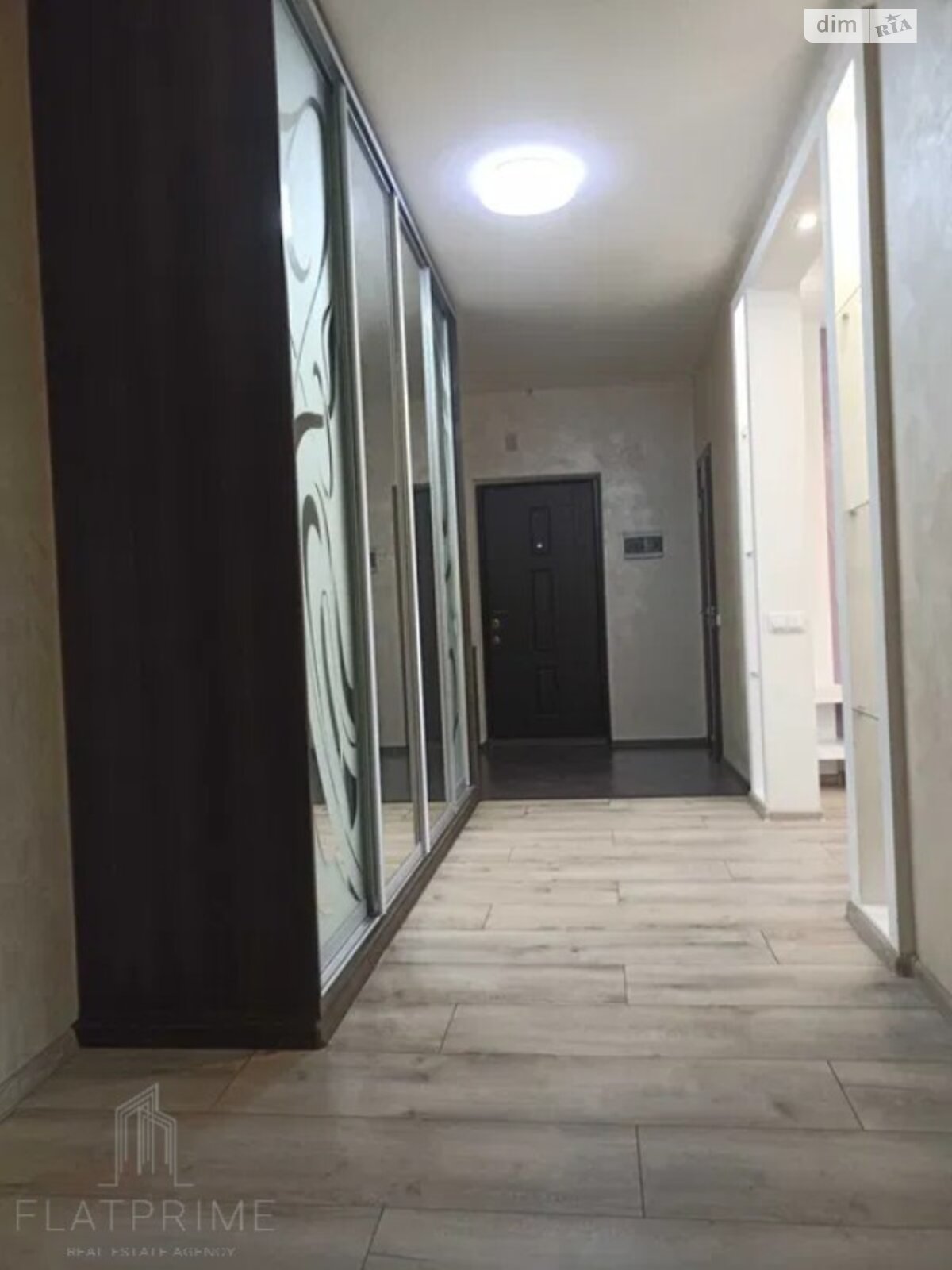 Продажа трехкомнатной квартиры в Киеве, на ул. Васильченко 3, район Чоколовка фото 1 Продажа трехкомнатной квартиры в Киеве, на ул. Васильченко 3, район Чоколовка фото 1