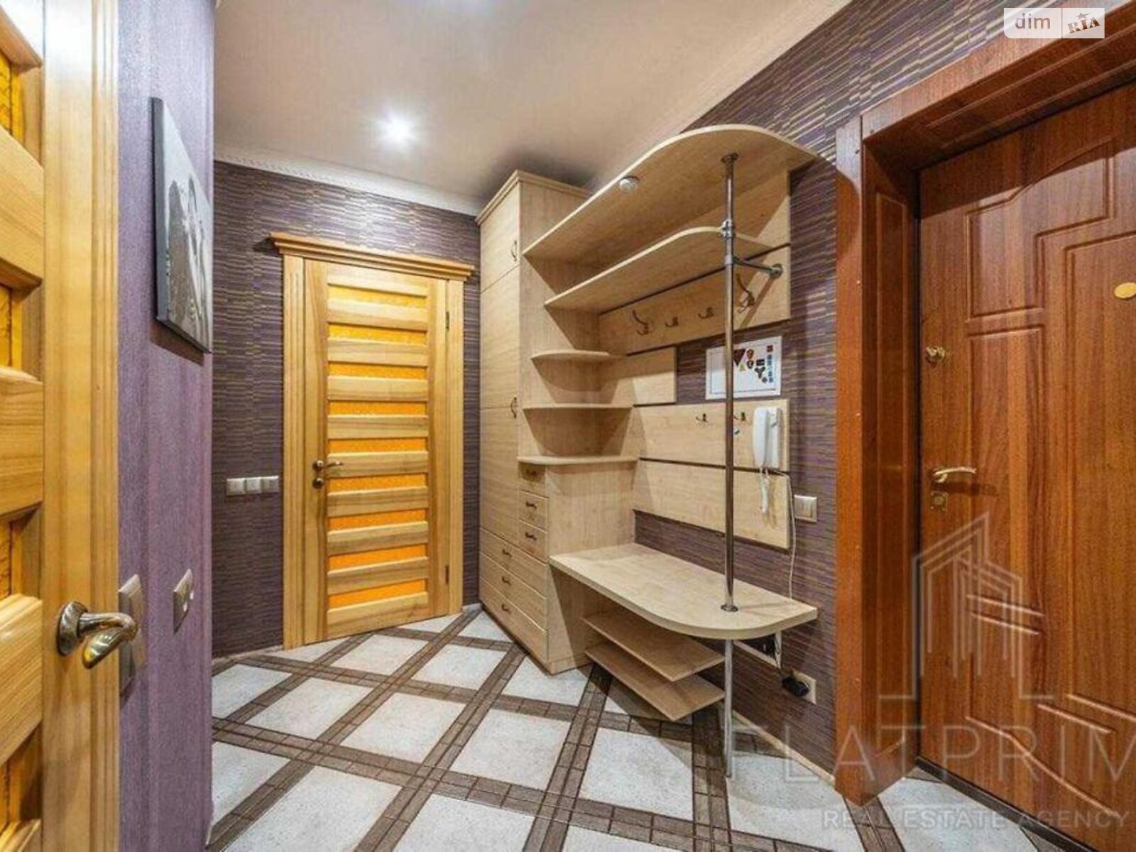 Продажа однокомнатной квартиры в Киеве, на ул. Васильченко 3, район Чоколовка фото 1