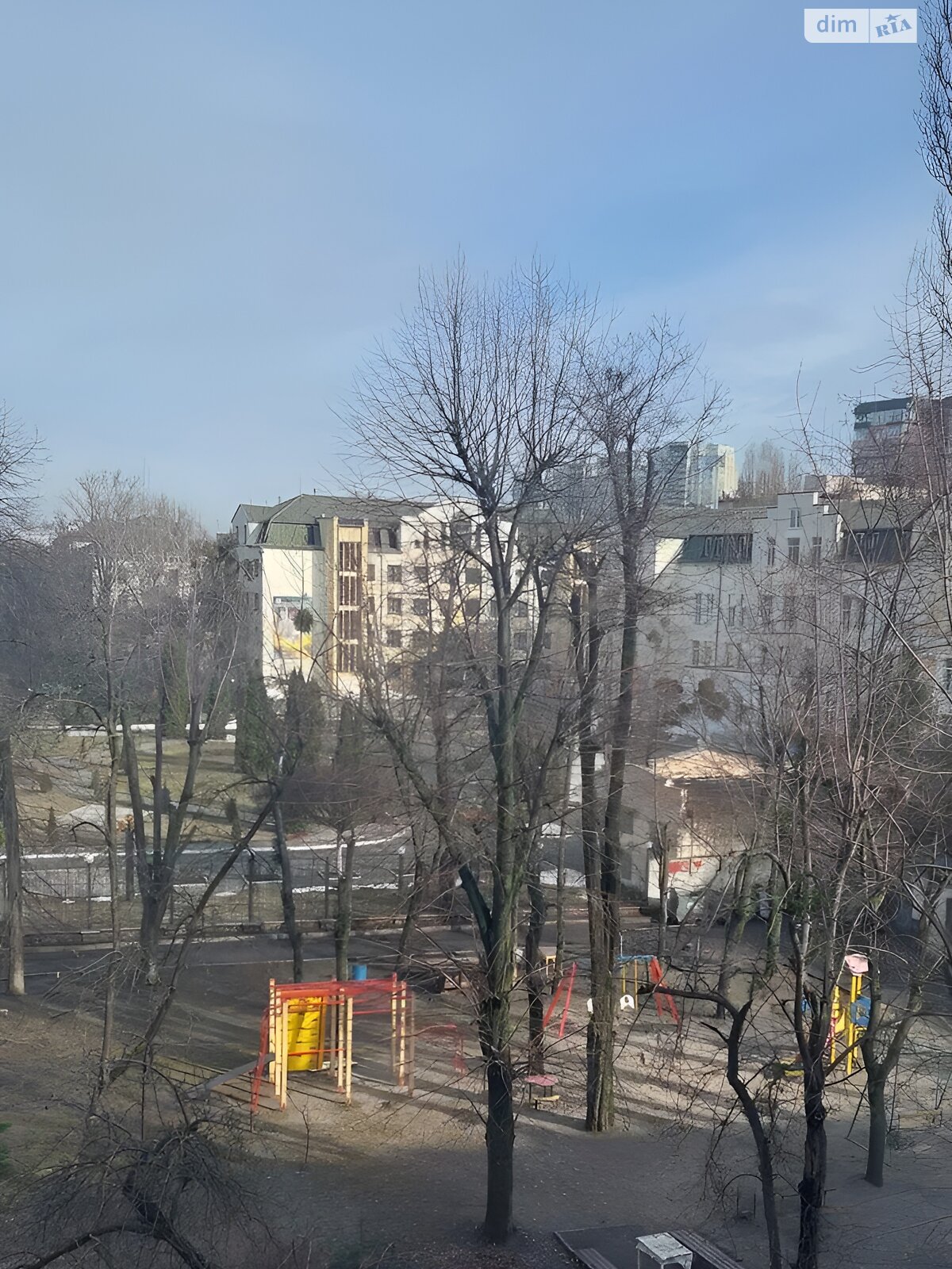 Продаж трикімнатної квартири в Києві, на вул. Вінницька 8, район Чоколівка фото 1 Продаж трикімнатної квартири в Києві, на вул. Вінницька 8, район Чоколівка фото 1