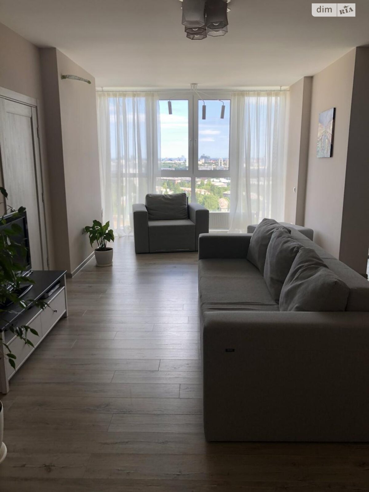 Продаж трикімнатної квартири в Києві, на вул. Волинська 10, район Чоколівка фото 1 Продаж трикімнатної квартири в Києві, на вул. Волинська 10, район Чоколівка фото 1