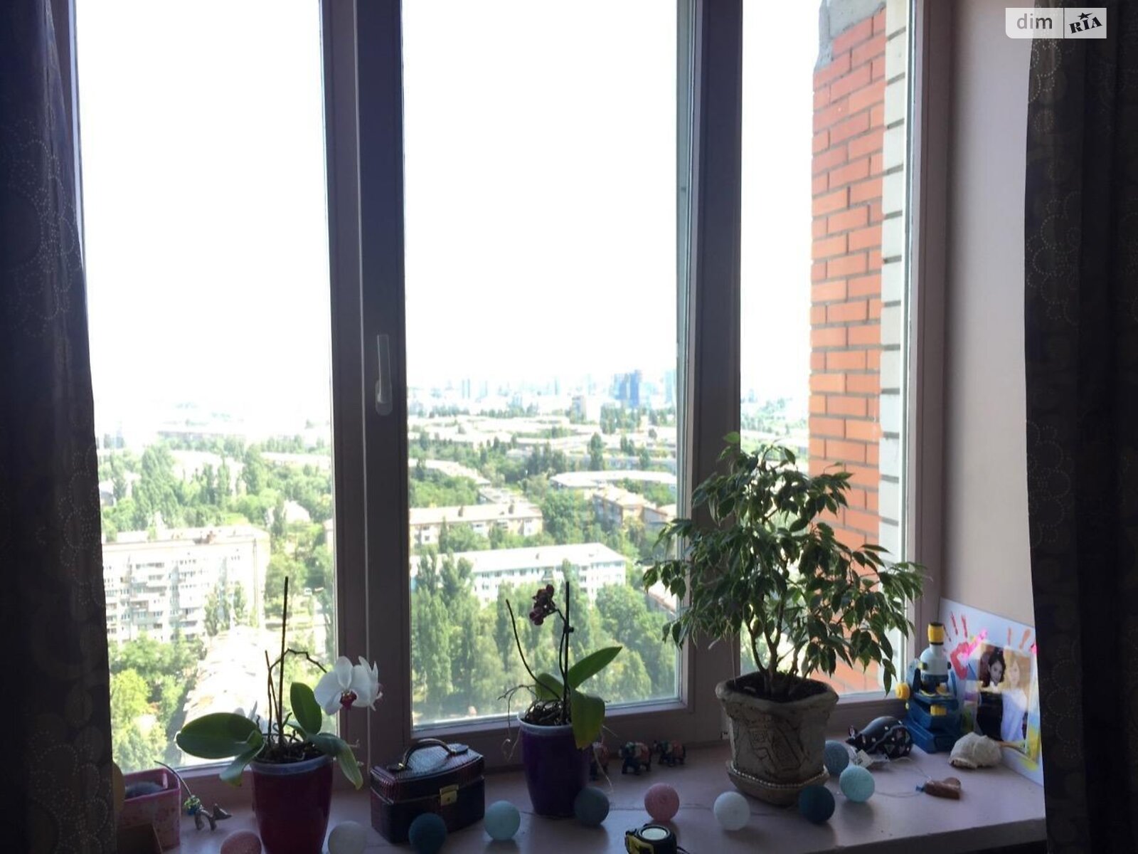 Продаж трикімнатної квартири в Києві, на вул. Волинська 10, район Чоколівка фото 1 Продаж трикімнатної квартири в Києві, на вул. Волинська 10, район Чоколівка фото 1