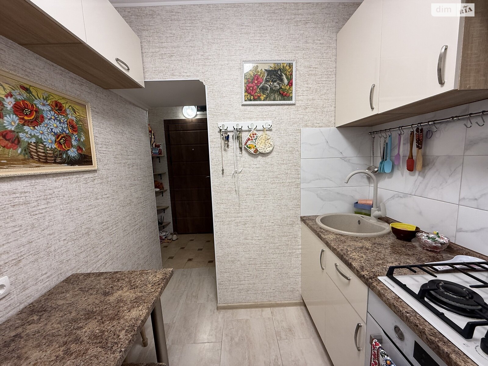 Продажа однокомнатной квартиры в Киеве, на ул. Волынская 69, район Чоколовка фото 1 Продажа однокомнатной квартиры в Киеве, на ул. Волынская 69, район Чоколовка фото 1