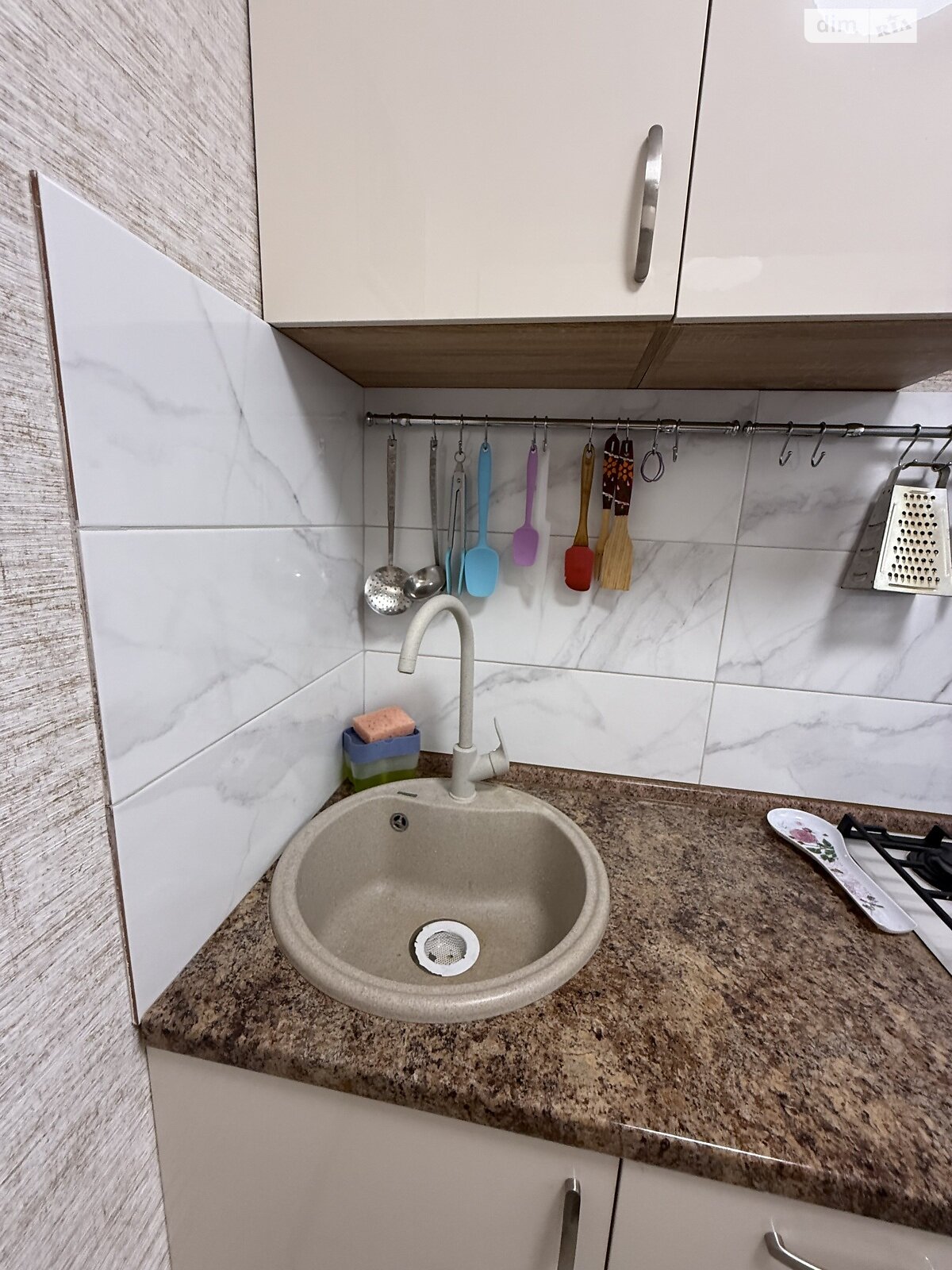 Продажа однокомнатной квартиры в Киеве, на ул. Волынская 69, район Чоколовка фото 1 Продажа однокомнатной квартиры в Киеве, на ул. Волынская 69, район Чоколовка фото 1