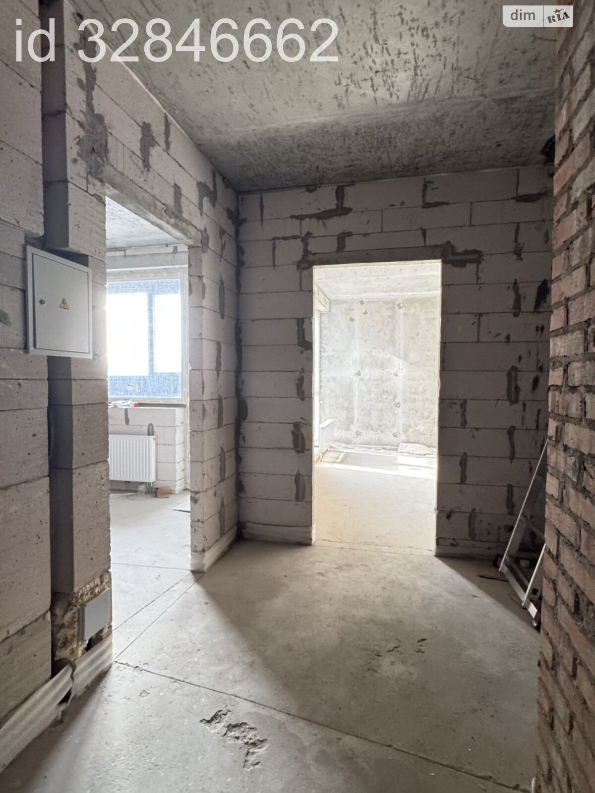 Продаж трикімнатної квартири в Києві, на просп. Повітряних Сил 56, район Чоколівка фото 1 Продаж трикімнатної квартири в Києві, на просп. Повітряних Сил 56, район Чоколівка фото 1