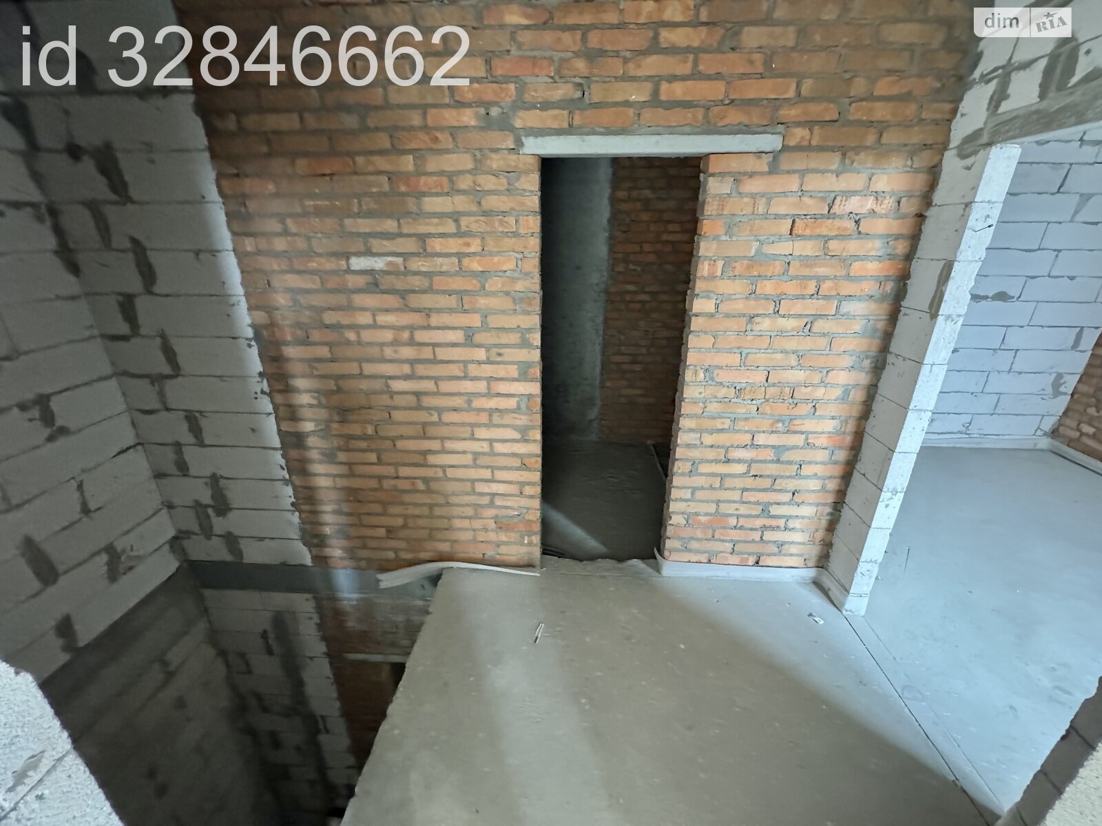 Продаж трикімнатної квартири в Києві, на просп. Повітряних Сил 56, район Чоколівка фото 1 Продаж трикімнатної квартири в Києві, на просп. Повітряних Сил 56, район Чоколівка фото 1