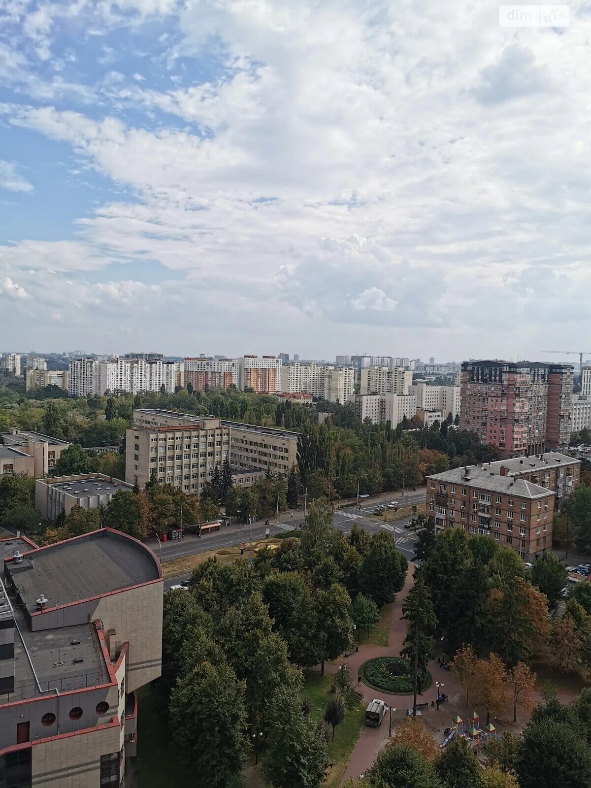 Продажа двухкомнатной квартиры в Киеве, на просп. Воздушных Сил 56, район Чоколовка фото 1 Продажа двухкомнатной квартиры в Киеве, на просп. Воздушных Сил 56, район Чоколовка фото 1