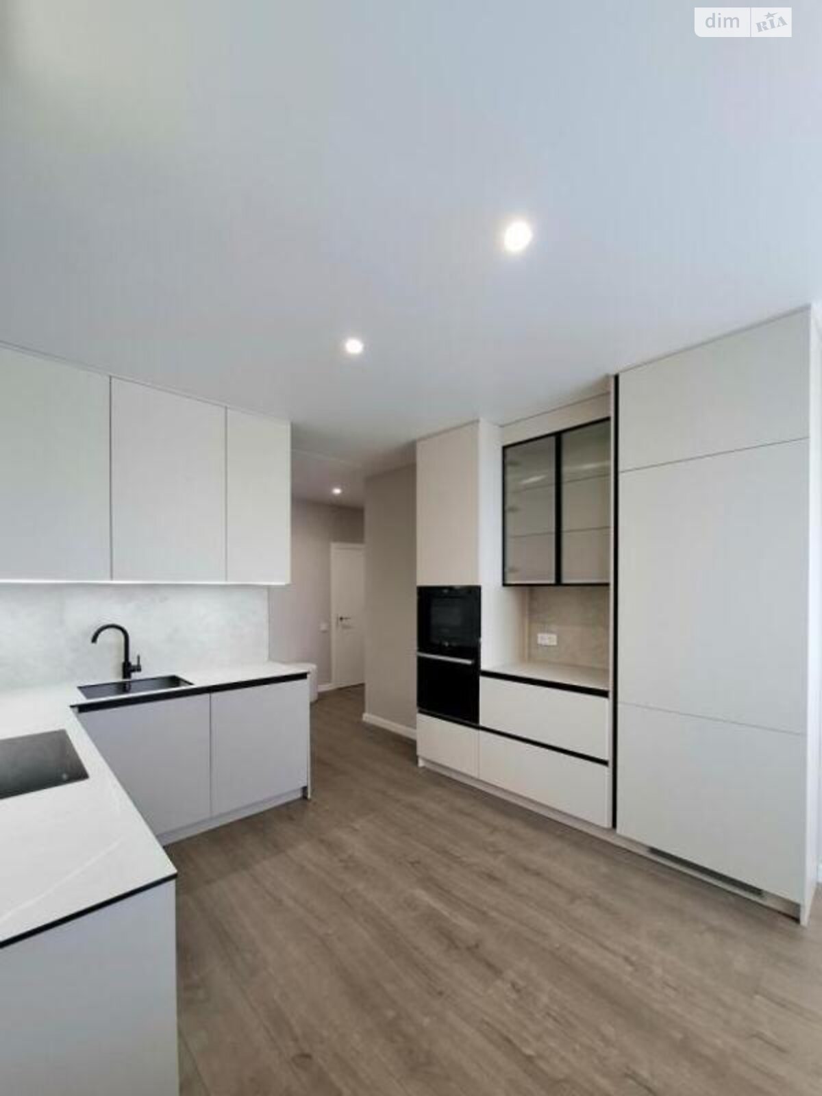 Продажа двухкомнатной квартиры в Киеве, на просп. Воздушных Сил 56, район Чоколовка фото 1