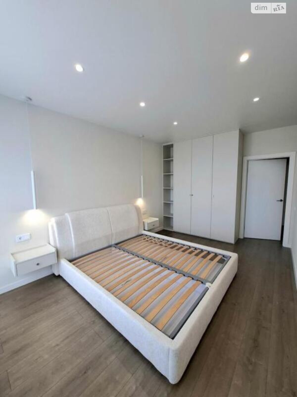 Продажа двухкомнатной квартиры в Киеве, на просп. Воздушных Сил 56, район Чоколовка фото 1