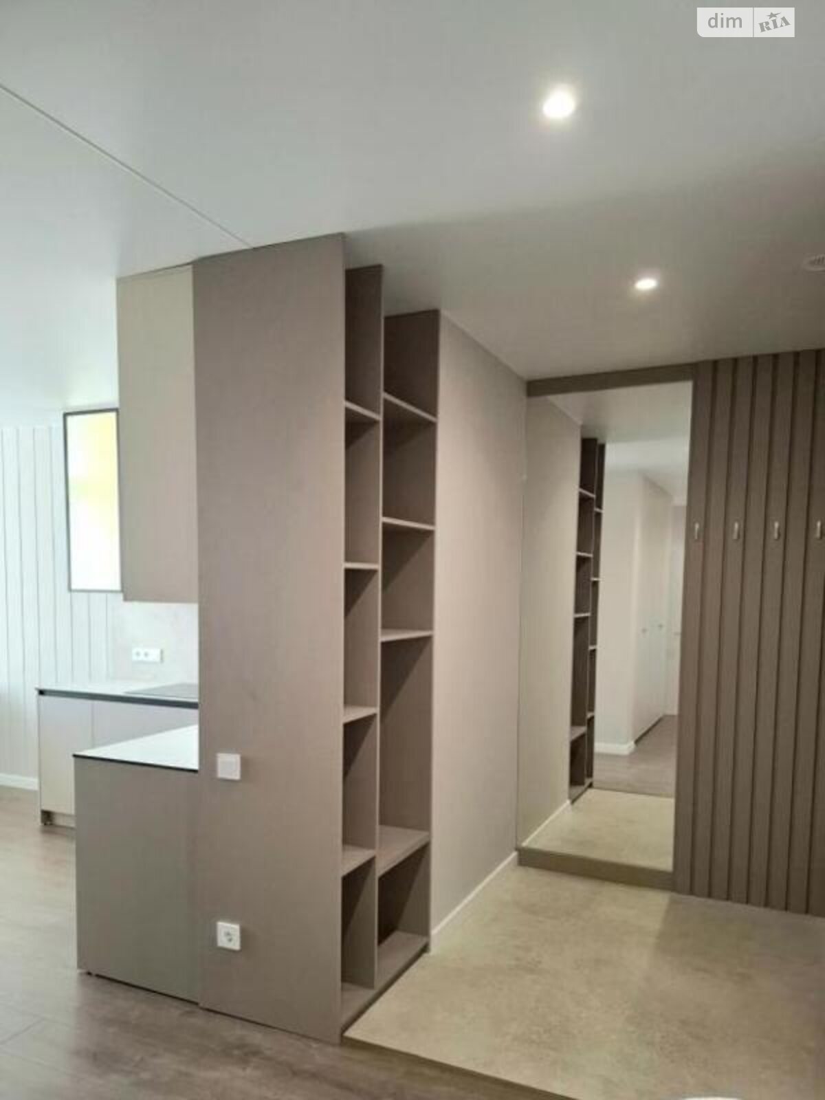 Продажа двухкомнатной квартиры в Киеве, на просп. Воздушных Сил 56, район Чоколовка фото 1