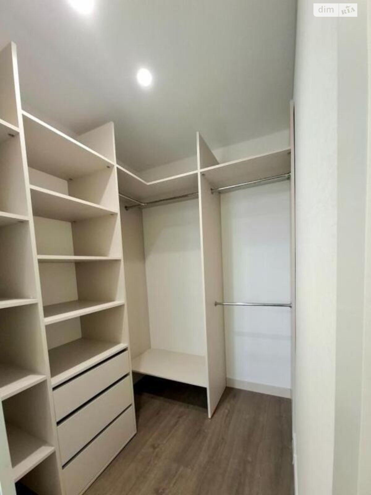 Продажа двухкомнатной квартиры в Киеве, на просп. Воздушных Сил 56, район Чоколовка фото 1