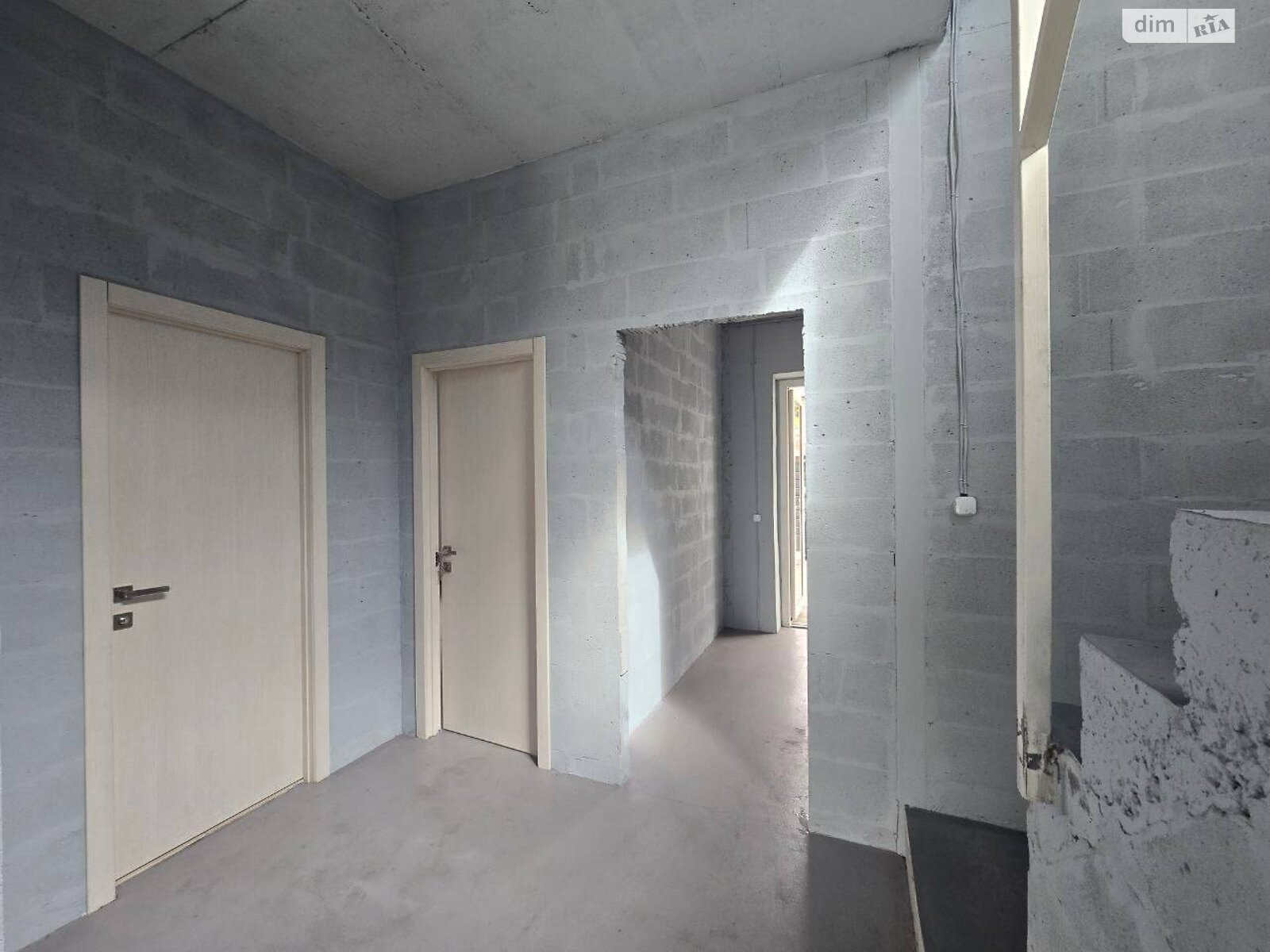 Продажа трехкомнатной квартиры в Киеве, на ул. 52-я Садовая, район Дарницкий фото 1 Продажа трехкомнатной квартиры в Киеве, на ул. 52-я Садовая, район Дарницкий фото 1