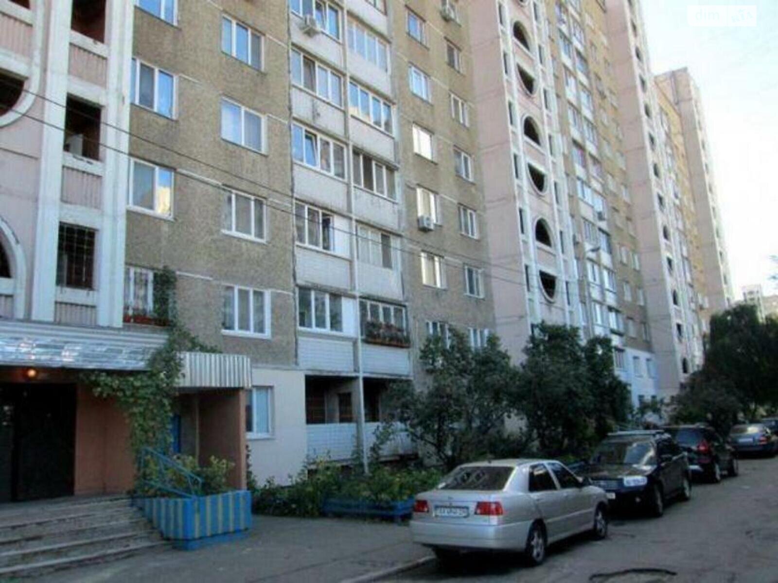 Продажа трехкомнатной квартиры в Киеве, на шоссе Харьковское 166, район Дарницкий фото 1