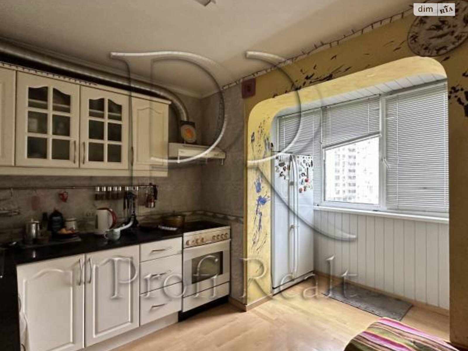 Продажа трехкомнатной квартиры в Киеве, на ул. Александра Кошица 9, район Дарницкий фото 1