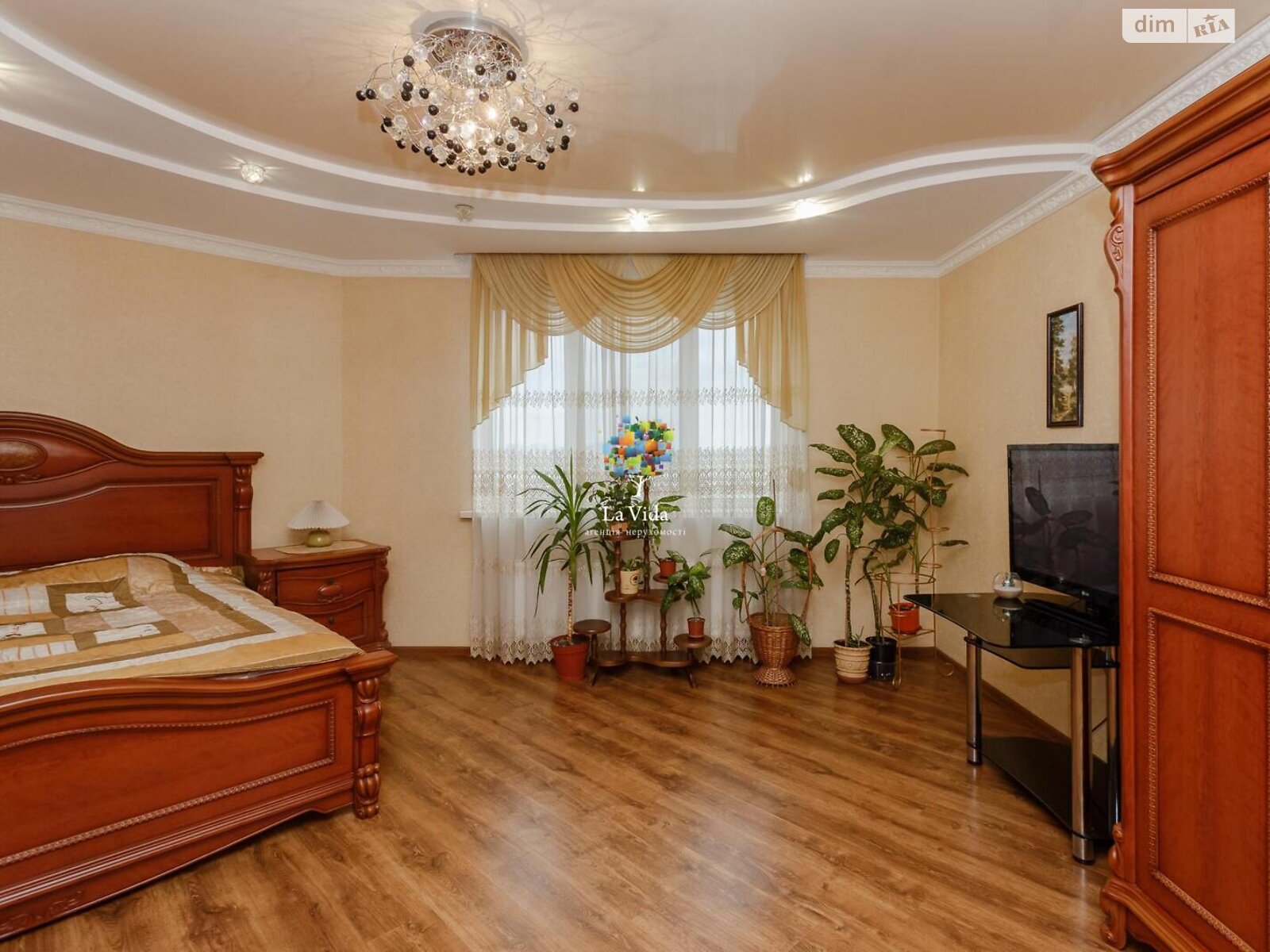 Продажа трехкомнатной квартиры в Киеве, на ул. Александра Мишуги 12, район Дарницкий фото 1