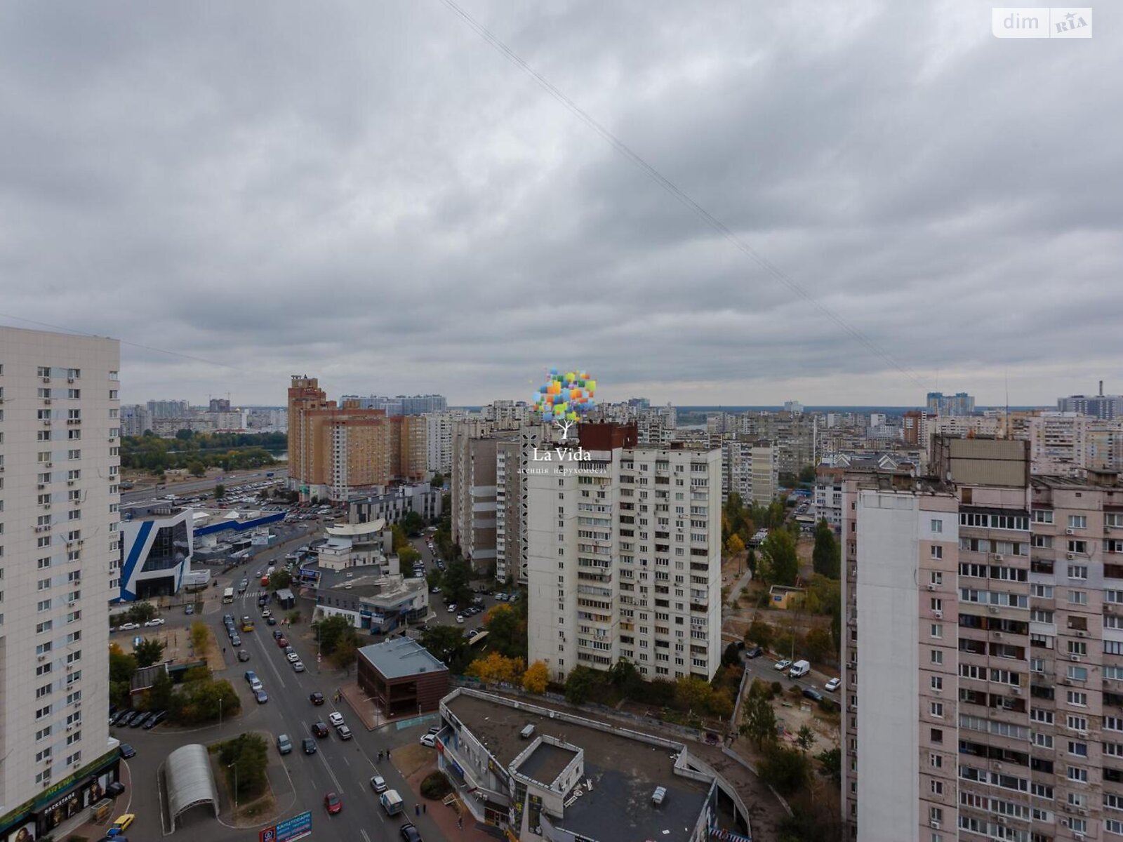 Продаж трикімнатної квартири в Києві, на вул. Олександра Мишуги 12, район Дарницький фото 1