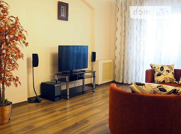 Продажа трехкомнатной квартиры в Киеве, на ул. Анны Ахматовой 13д, район Дарницкий фото 1 Продажа трехкомнатной квартиры в Киеве, на ул. Анны Ахматовой 13д, район Дарницкий фото 1