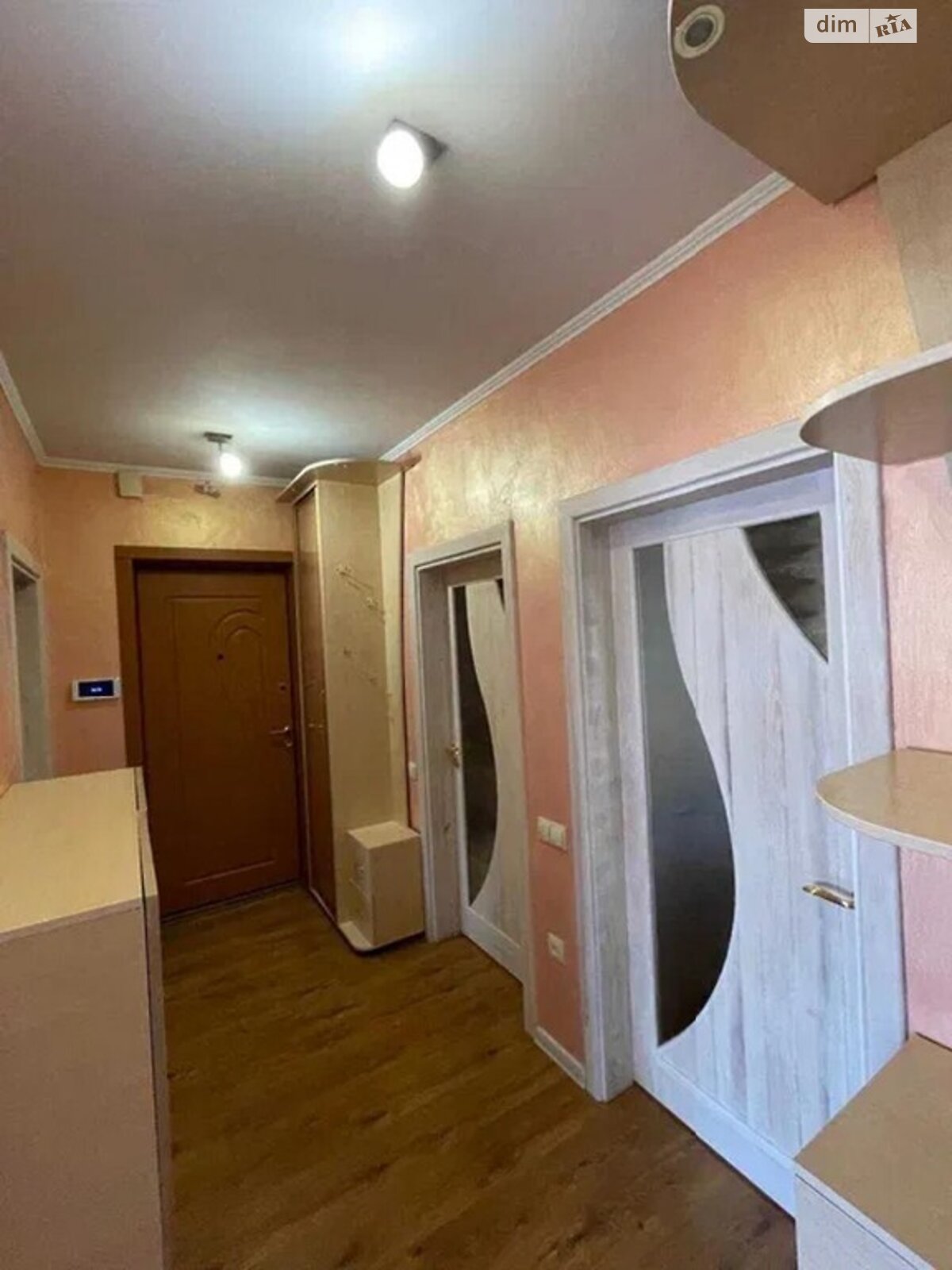 Продажа четырехкомнатной квартиры в Киеве, на ул. Анны Ахматовой 16Г, район Дарницкий фото 1