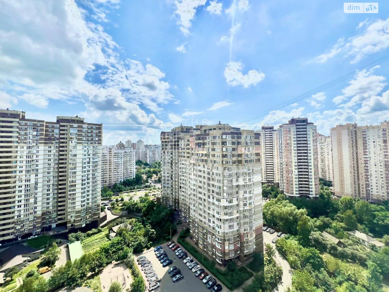 Продажа трехкомнатной квартиры в Киеве, на ул. Анны Ахматовой 24, район Дарницкий фото 1 Продажа трехкомнатной квартиры в Киеве, на ул. Анны Ахматовой 24, район Дарницкий фото 1