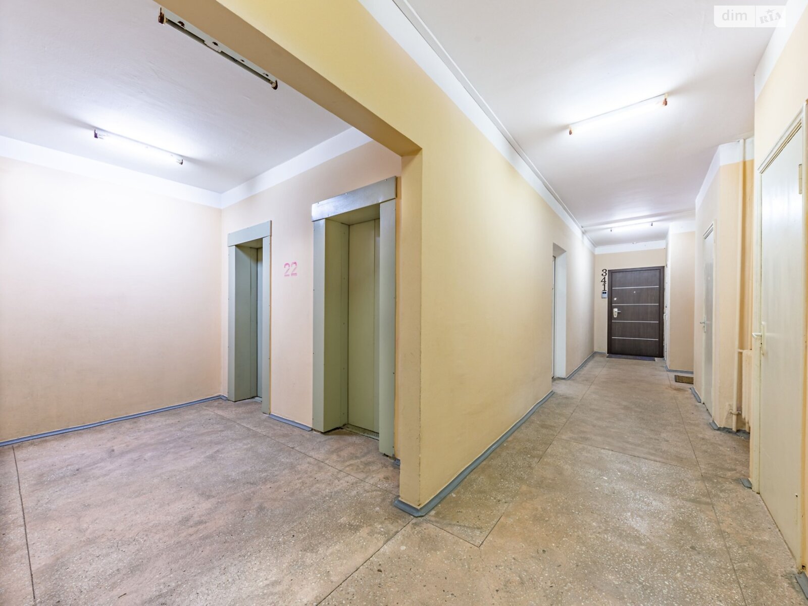 Продажа трехкомнатной квартиры в Киеве, на ул. Анны Ахматовой 13, район Дарницкий фото 1 Продажа трехкомнатной квартиры в Киеве, на ул. Анны Ахматовой 13, район Дарницкий фото 1