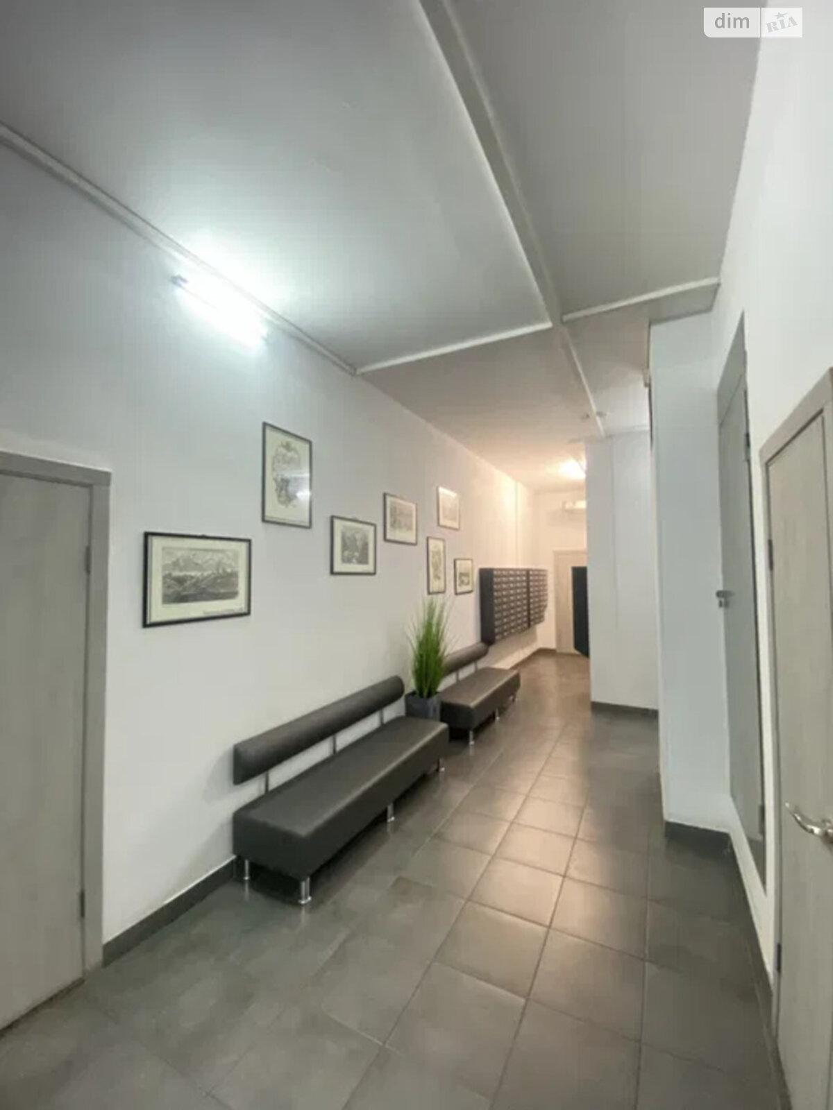 Продаж трикімнатної квартири в Києві, на вул. Ахматової Анни 46, район Дарницький фото 1 Продаж трикімнатної квартири в Києві, на вул. Ахматової Анни 46, район Дарницький фото 1