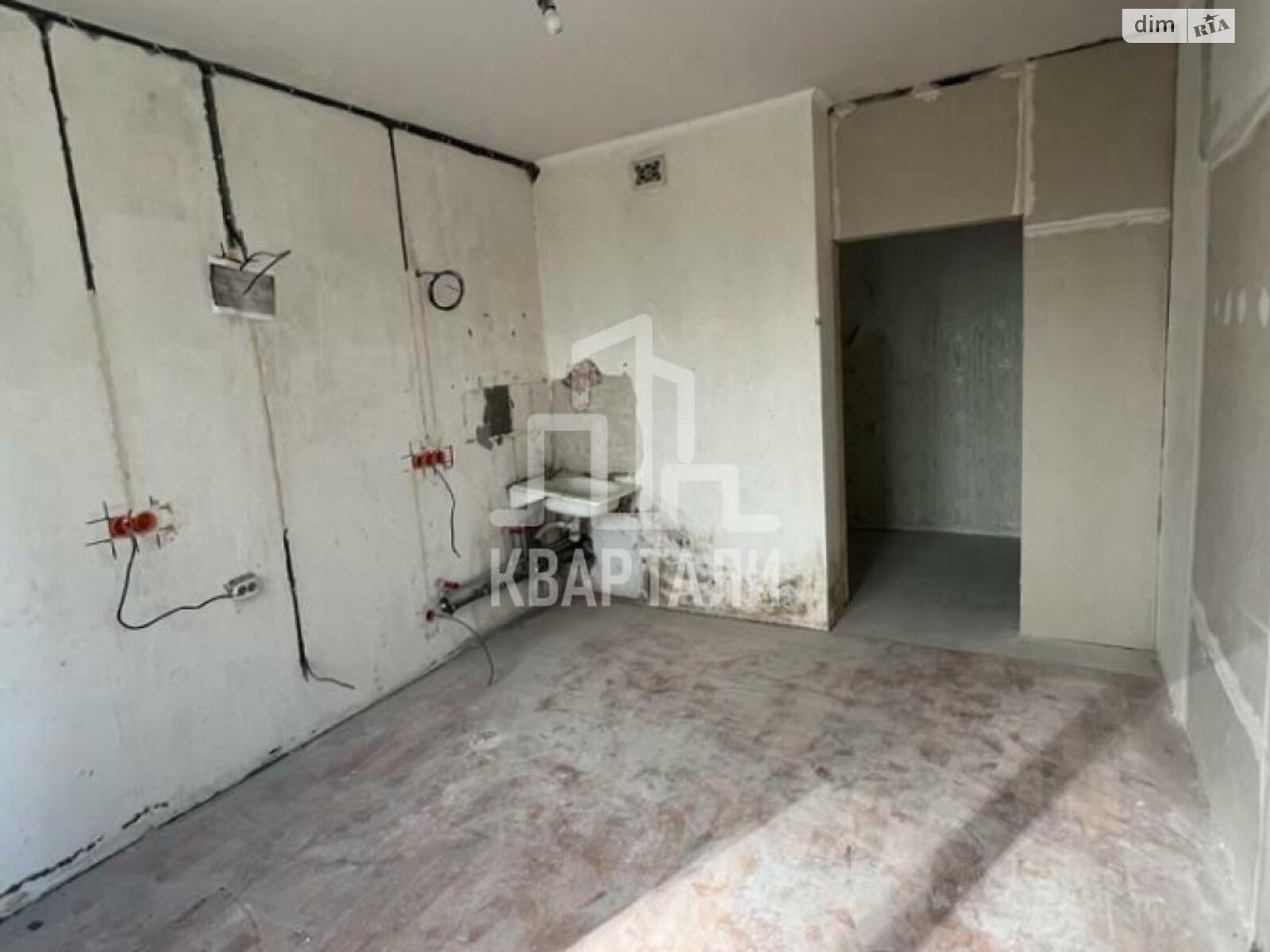 Продаж трикімнатної квартири в Києві, на просп. Миколи Бажана 10, район Дарницький фото 1 Продаж трикімнатної квартири в Києві, на просп. Миколи Бажана 10, район Дарницький фото 1