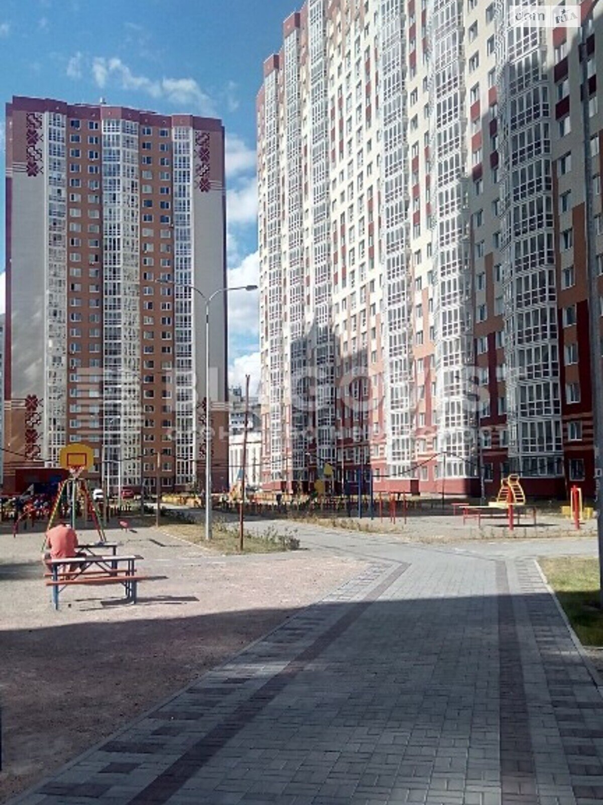 Продаж однокімнатної квартири в Києві, на вул. Бориса Гмирі 12Б, район Дарницький фото 1