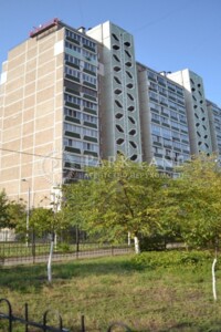 Продажа трехкомнатной квартиры в Киеве, на ул. Бориса Гмыри 9В, район Дарницкий фото 2