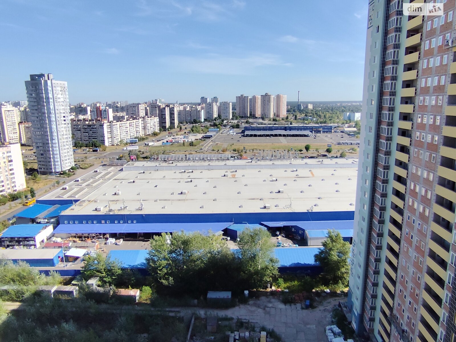 Продаж трикімнатної квартири в Києві, на вул. Бориса Гмирі 20, район Дарницький фото 1 Продаж трикімнатної квартири в Києві, на вул. Бориса Гмирі 20, район Дарницький фото 1