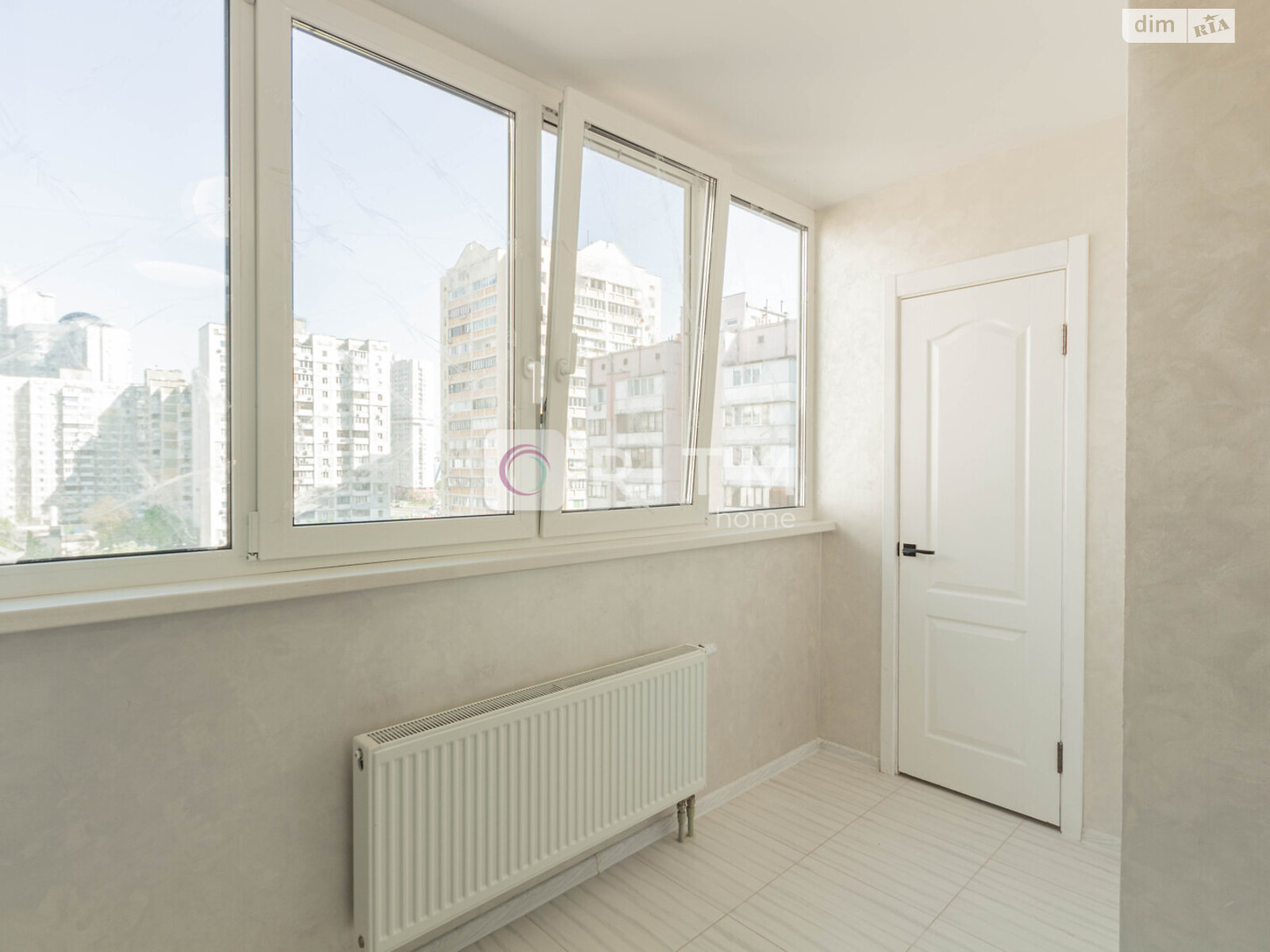 Продажа трехкомнатной квартиры в Киеве, на ул. Бориса Гмыри 15, район Дарницкий фото 1 Продажа трехкомнатной квартиры в Киеве, на ул. Бориса Гмыри 15, район Дарницкий фото 1