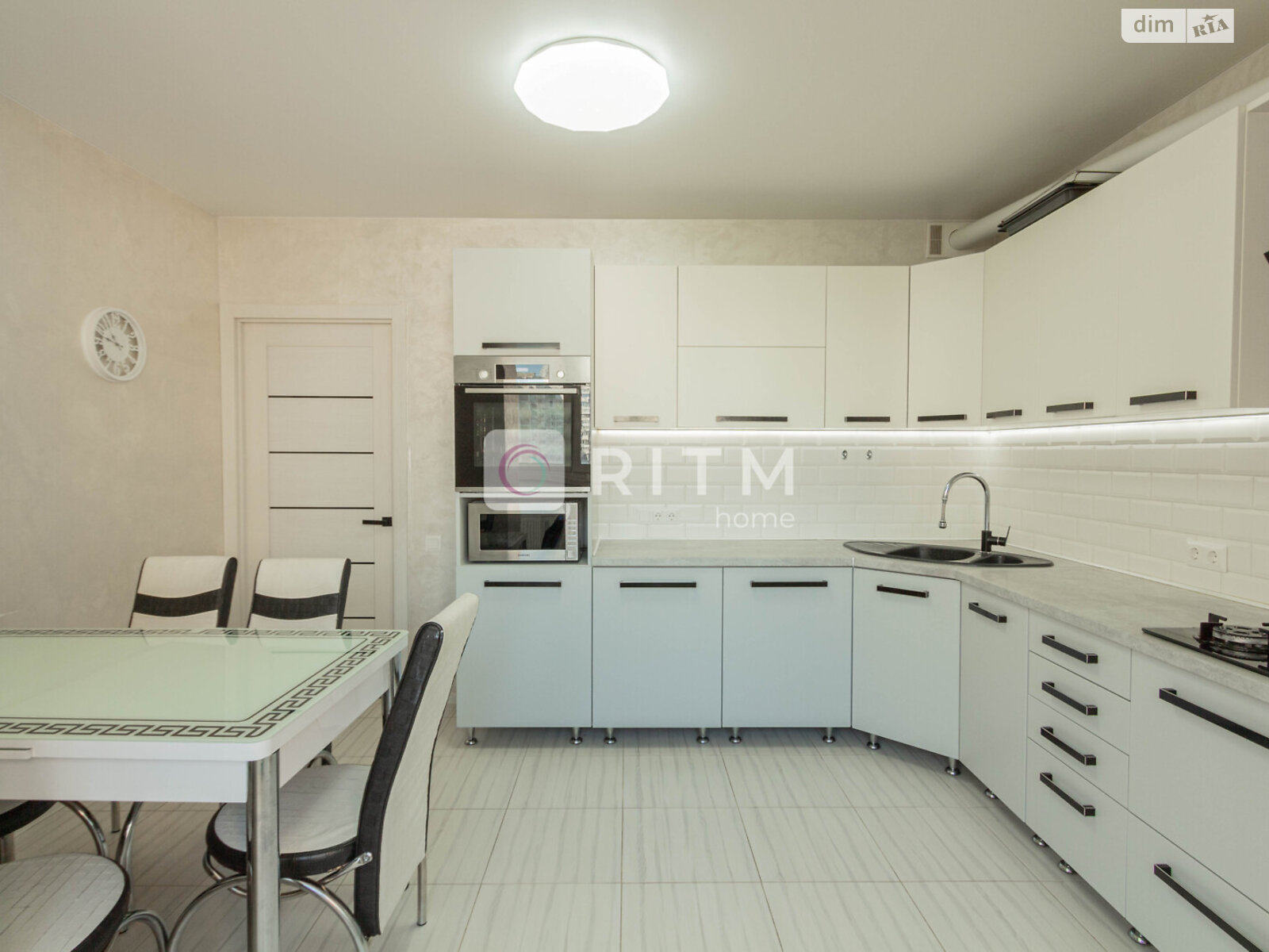Продажа трехкомнатной квартиры в Киеве, на ул. Бориса Гмыри 15, район Дарницкий фото 1 Продажа трехкомнатной квартиры в Киеве, на ул. Бориса Гмыри 15, район Дарницкий фото 1