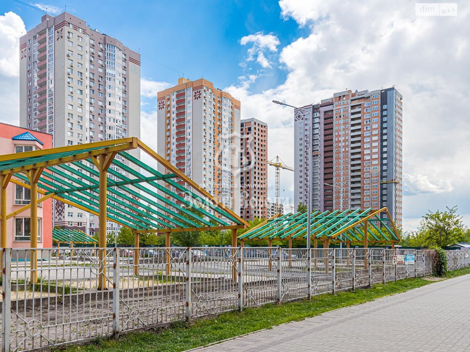 Продаж однокімнатної квартири в Києві, на вул. Бориса Гмирі 32, район Дарницький фото 1 Продаж однокімнатної квартири в Києві, на вул. Бориса Гмирі 32, район Дарницький фото 1