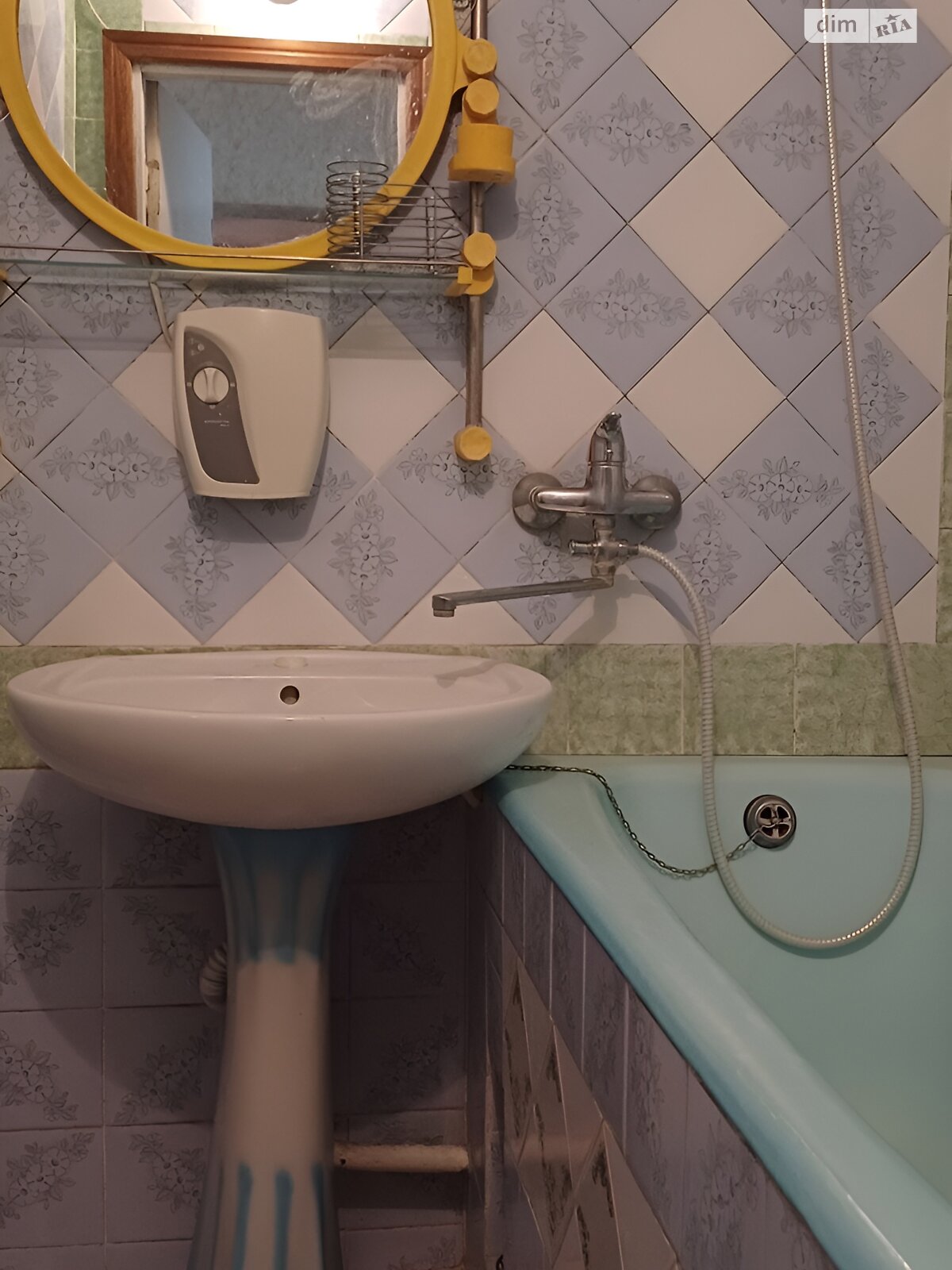 Продаж трикімнатної квартири в Києві, на вул. Бориспільська 49, район Дарницький фото 1 Продаж трикімнатної квартири в Києві, на вул. Бориспільська 49, район Дарницький фото 1