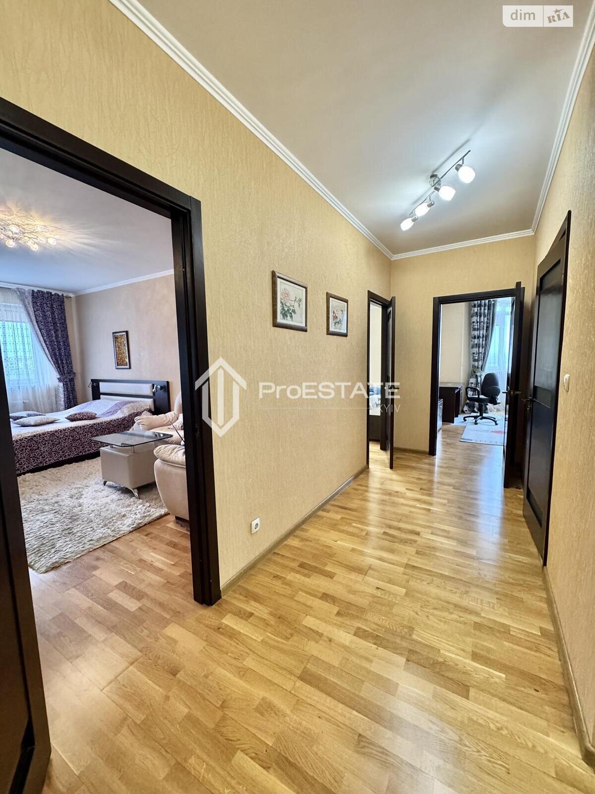 Продажа трехкомнатной квартиры в Киеве, на ул. Бориспольская 4, район Дарницкий фото 1 Продажа трехкомнатной квартиры в Киеве, на ул. Бориспольская 4, район Дарницкий фото 1