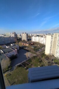 Продажа трехкомнатной квартиры в Киеве, на ул. Братства тарасовцев 10А, район Дарницкий фото 2