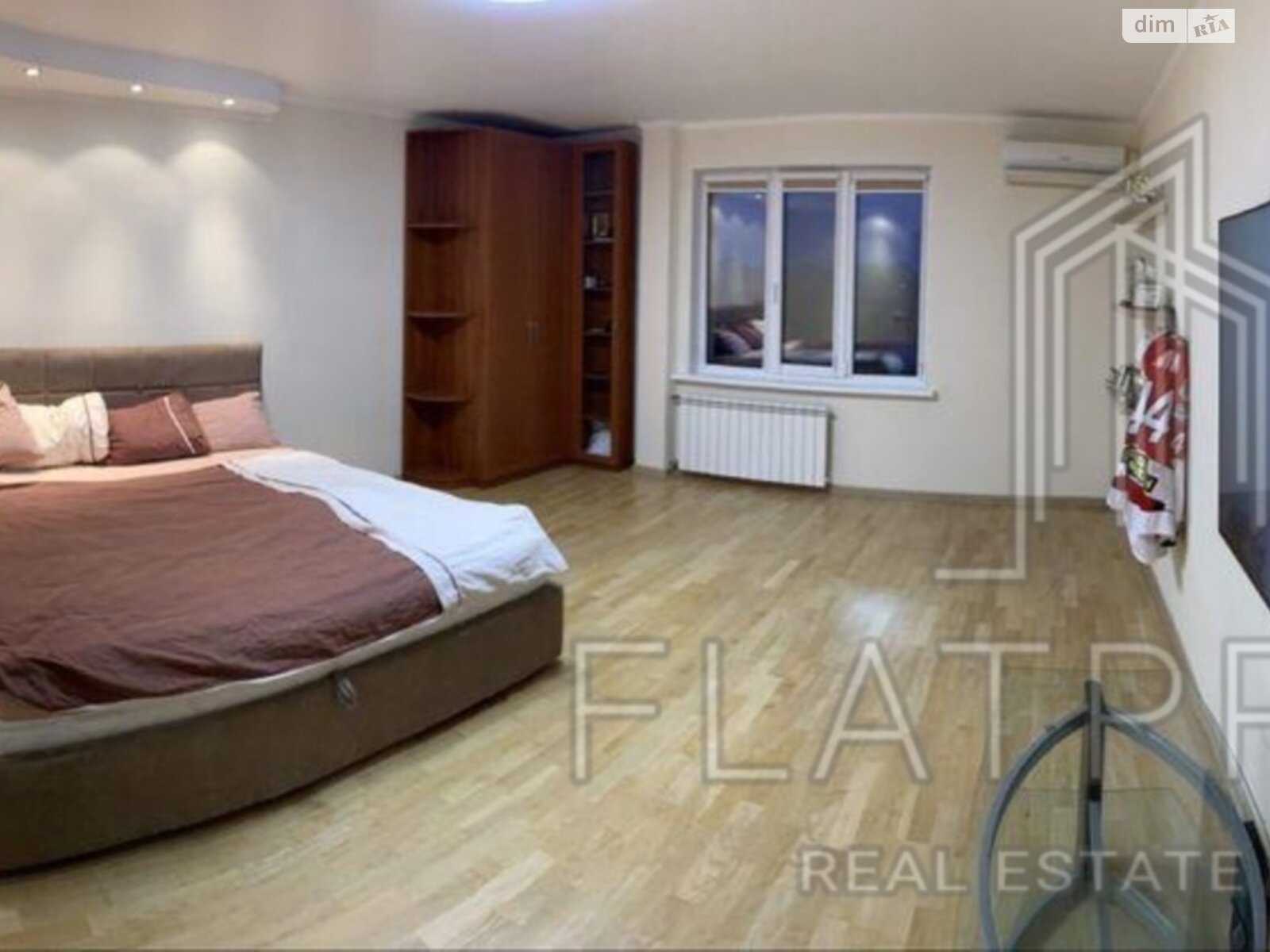 Продажа двухкомнатной квартиры в Киеве, на бул. Дарницкий 8, фото 1 Продажа двухкомнатной квартиры в Киеве, на бул. Дарницкий 8, фото 1