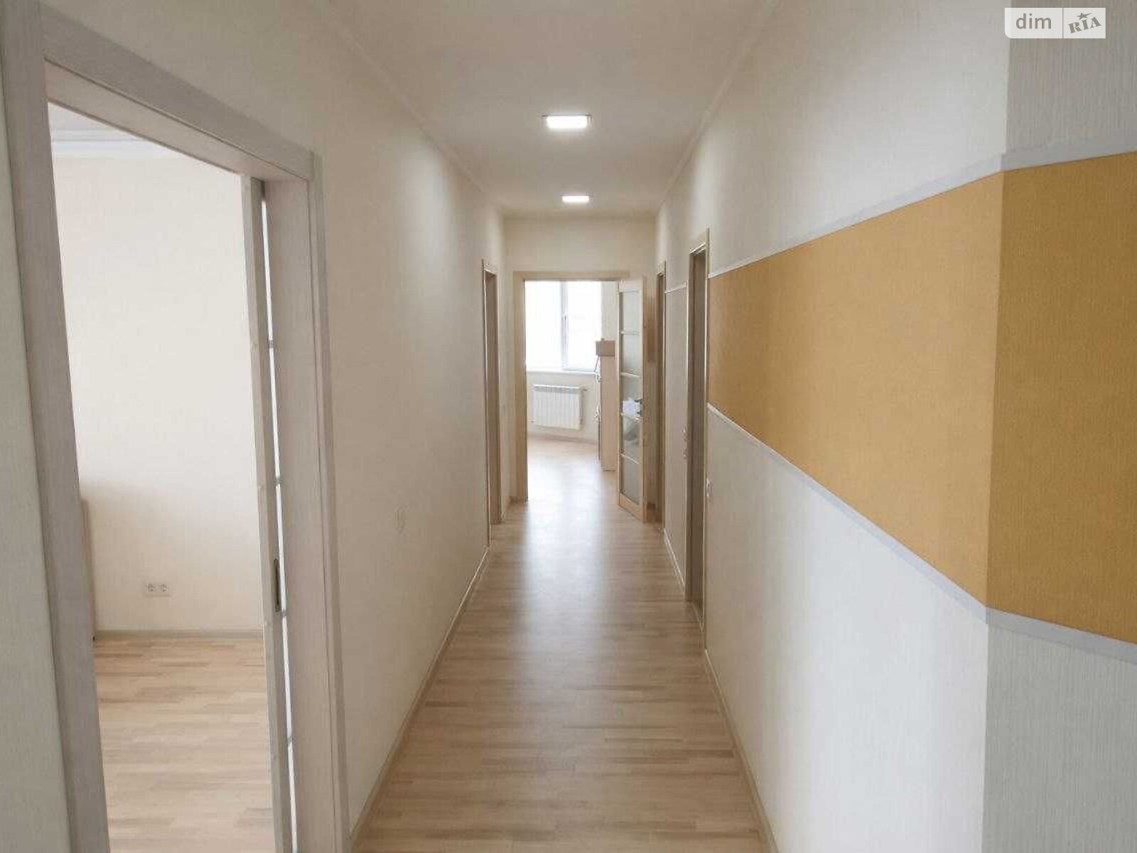 Продажа трехкомнатной квартиры в Киеве, на ул. Чавдар Елизаветы 13, район Дарницкий фото 1