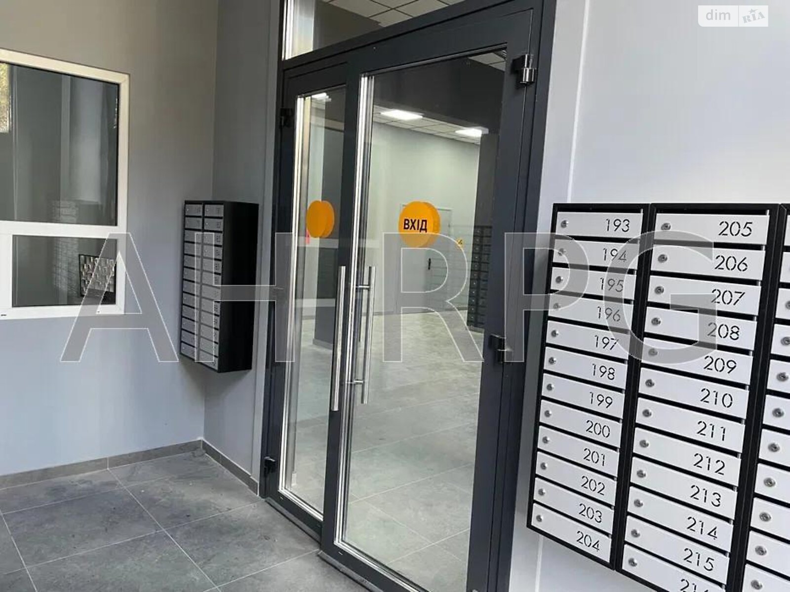 Продажа двухкомнатной квартиры в Киеве, на ул. Братьев Чибинеевых 8, район Дарницкий фото 1 Продажа двухкомнатной квартиры в Киеве, на ул. Братьев Чибинеевых 8, район Дарницкий фото 1