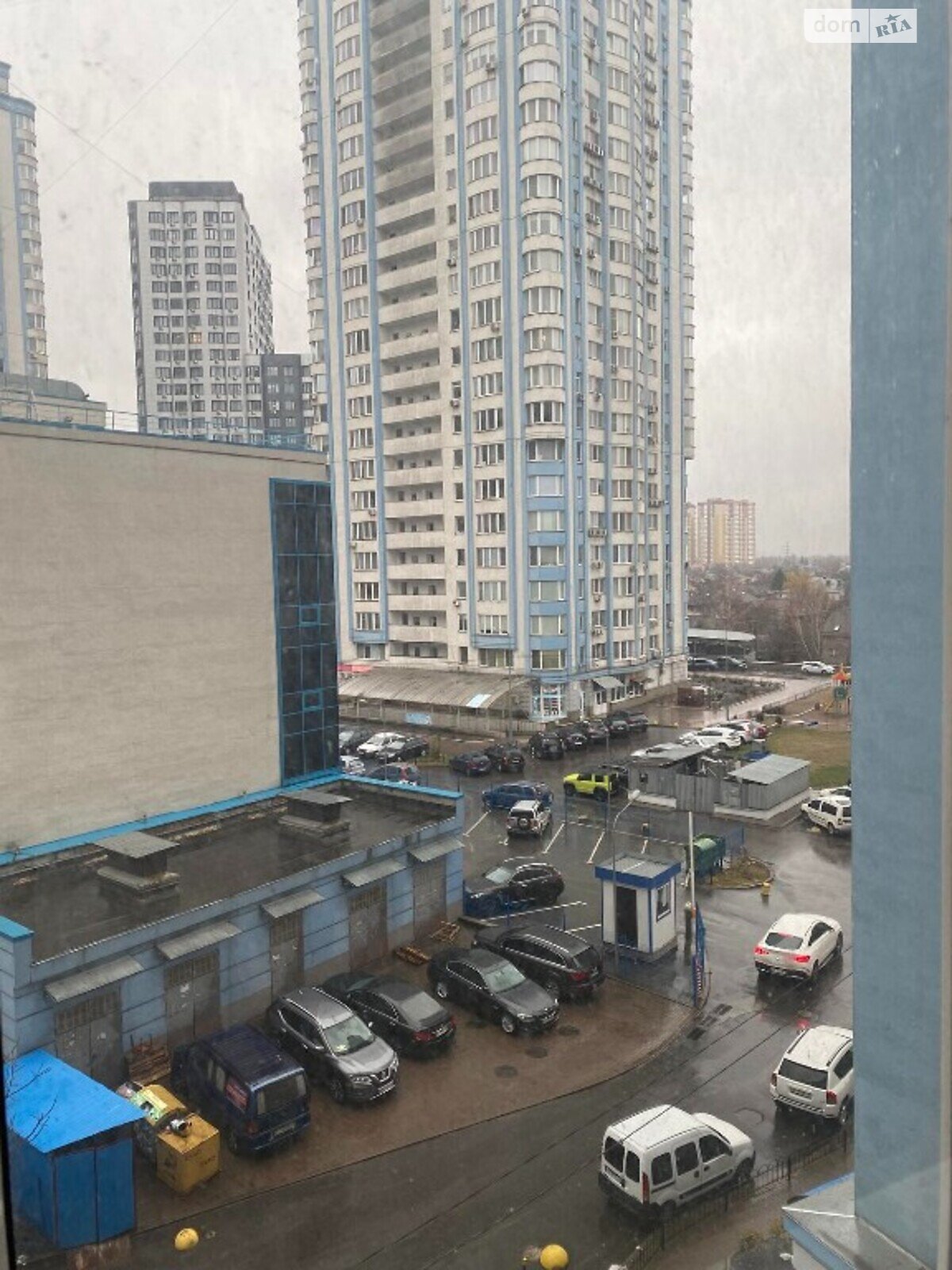 Продаж п`ятикімнатної квартири в Києві, на наб. Дніпровська 26Г, район Дарницький фото 1 Продаж п`ятикімнатної квартири в Києві, на наб. Дніпровська 26Г, район Дарницький фото 1