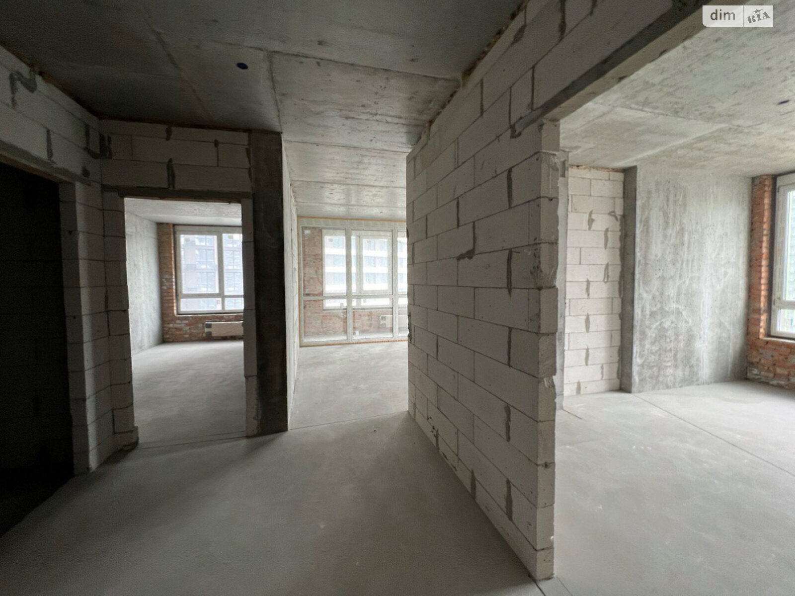 Продажа трехкомнатной квартиры в Киеве, на наб. Днепровская, район Дарницкий фото 1 Продажа трехкомнатной квартиры в Киеве, на наб. Днепровская, район Дарницкий фото 1