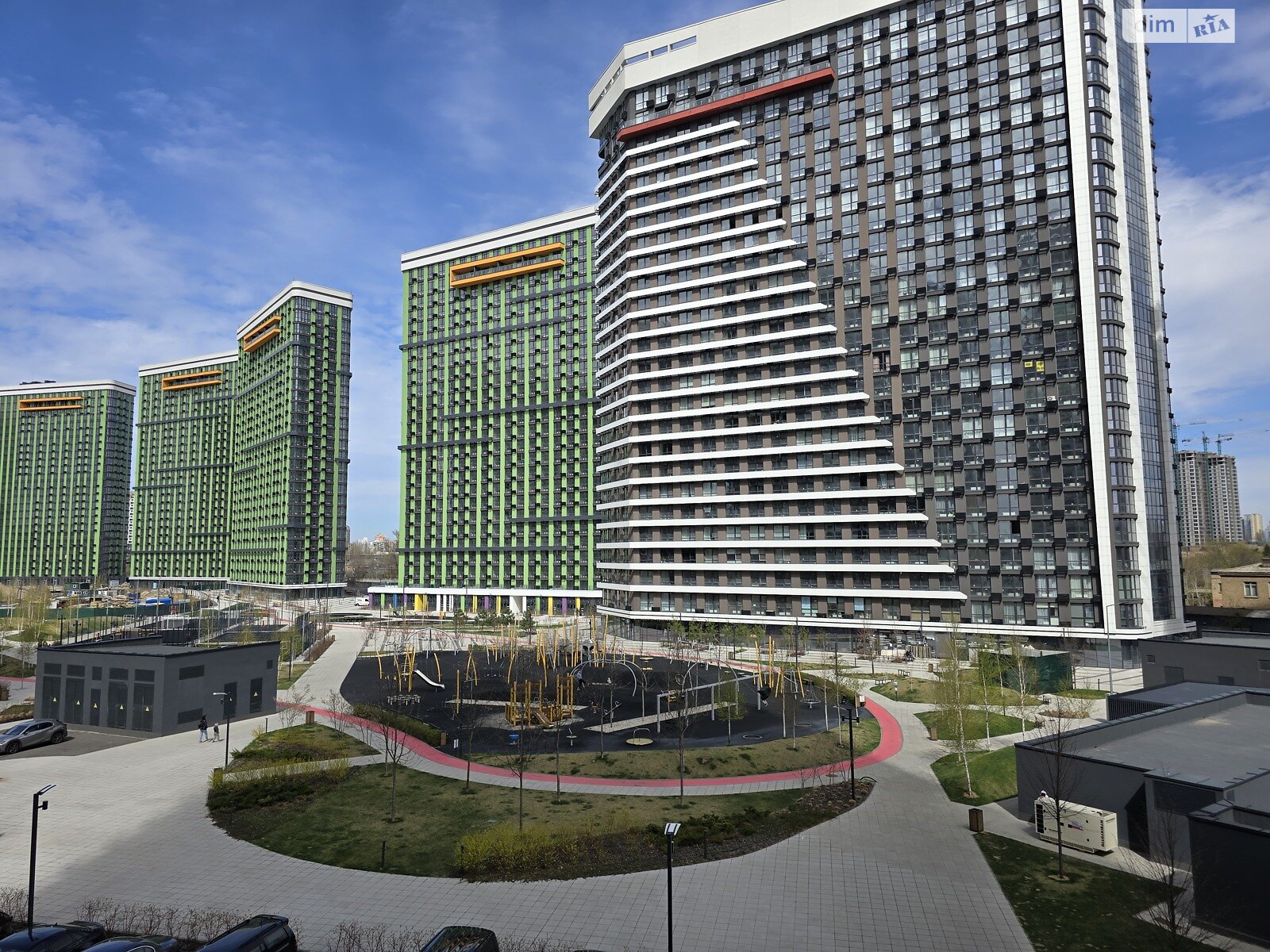Продажа трехкомнатной квартиры в Киеве, на наб. Днепровская 15К, район Дарницкий фото 1 Продажа трехкомнатной квартиры в Киеве, на наб. Днепровская 15К, район Дарницкий фото 1
