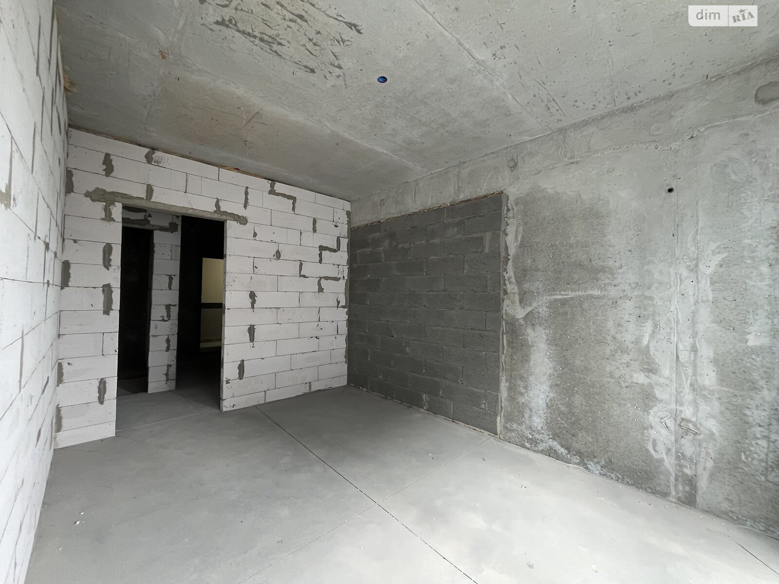 Продаж трикімнатної квартири в Києві, на наб. Дніпровська 15Є, кв. 243, район Дарницький фото 1 Продаж трикімнатної квартири в Києві, на наб. Дніпровська 15Є, кв. 243, район Дарницький фото 1