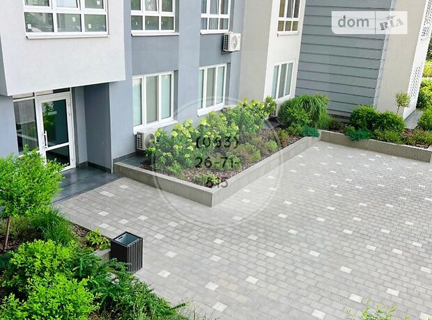 Продажа трехкомнатной квартиры в Киеве, на ул. Драгоманова 10, район Дарницкий фото 1 Продажа трехкомнатной квартиры в Киеве, на ул. Драгоманова 10, район Дарницкий фото 1