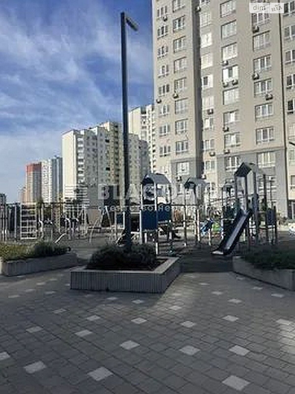 Продажа двухкомнатной квартиры в Киеве, на ул. Драгоманова 10, район Дарницкий фото 1