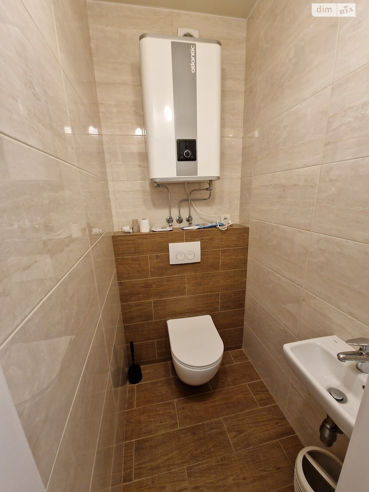 Продажа двухкомнатной квартиры в Киеве, на ул. Драгоманова 10, район Дарницкий фото 1 Продажа двухкомнатной квартиры в Киеве, на ул. Драгоманова 10, район Дарницкий фото 1